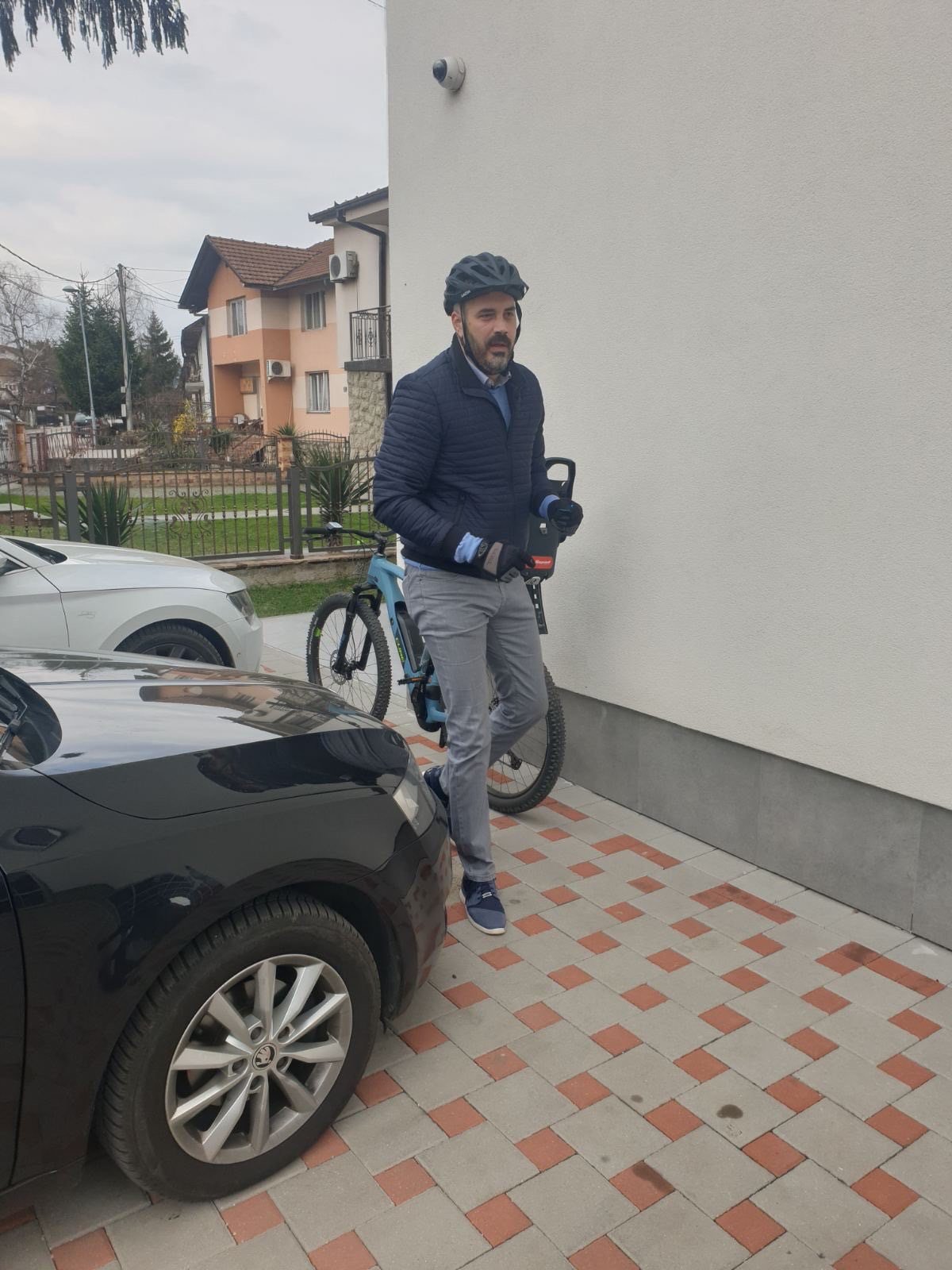 FOTO: USTUPLJENA FOTOGRAFIJA